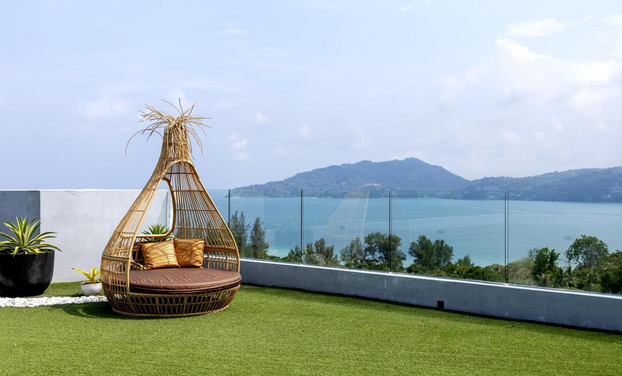 Crest Resort & Pool Villas - Sha Extra Plus Patong Exterior photo Rooftop garden